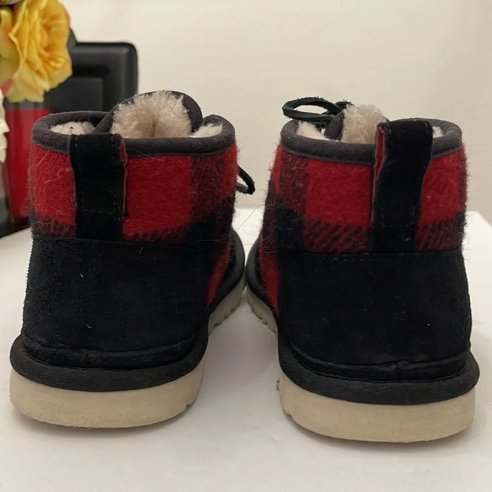 UGG NEUMEL PLAID WOOL BLACK RED CLASSIC BOOTS MENS SIZE 10 - Picture 3 of 16
